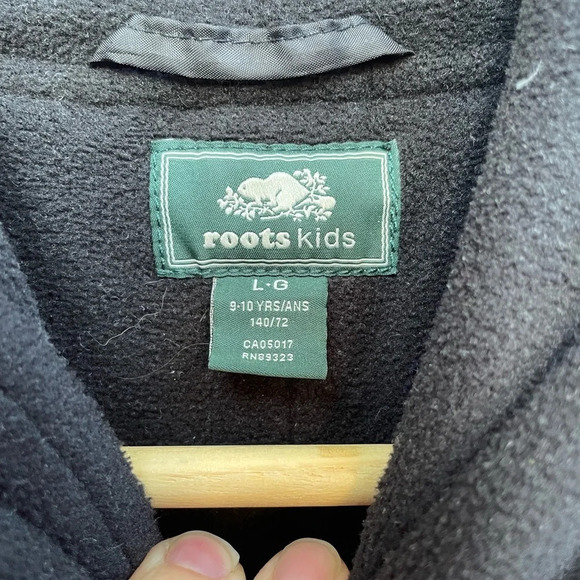 Roots Plaid  Shacket, size 9/10 years old - Picture 7 of 12